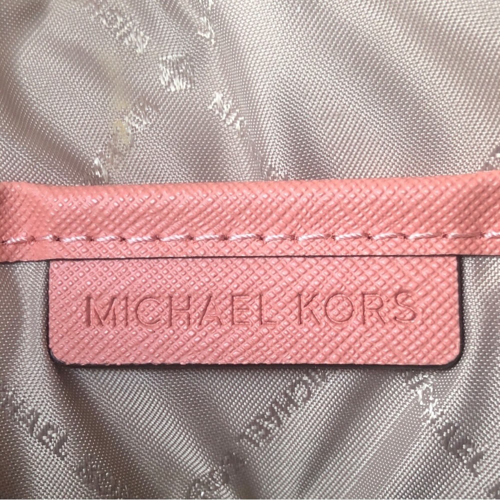 Michael Kors Crossbody - Picture 13 of 14